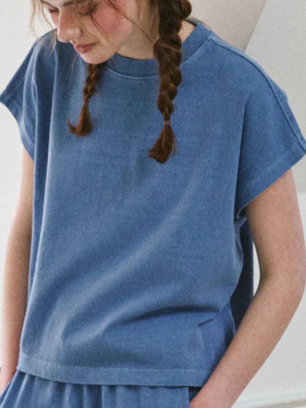 Le Bon Shoppe Jeanne Tee - S - cornflower blue heavy weight 100% cotton shirt